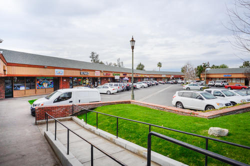 Listing Image for University Heights Shopping Center – Riverside, CA